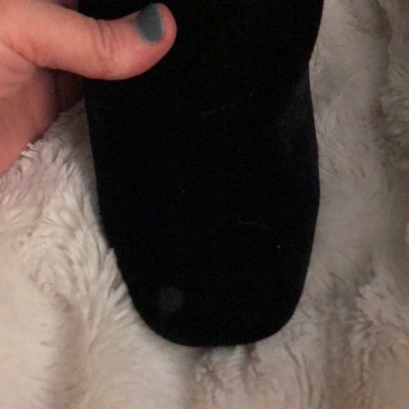 Boutique black velvet trendy circle block booties - Picture 8 of 8